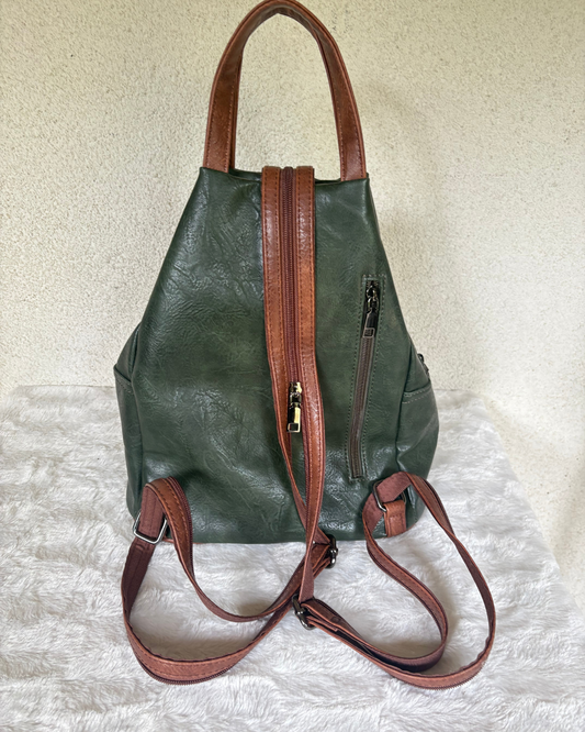 2-in-1 Rucksack & Handtasche – Grün/Cognac