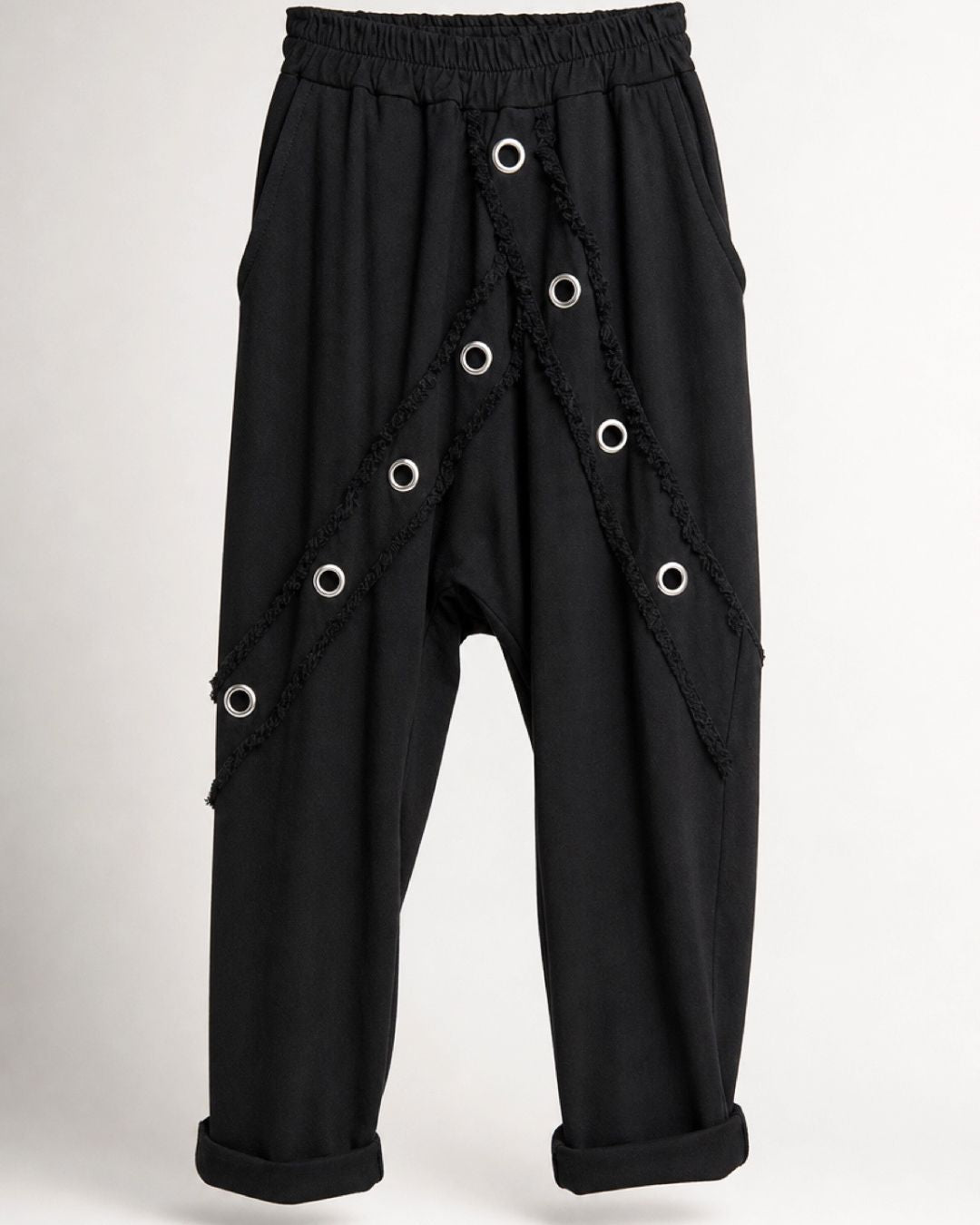 TIEFSCHRITTHOSE | Black Statement