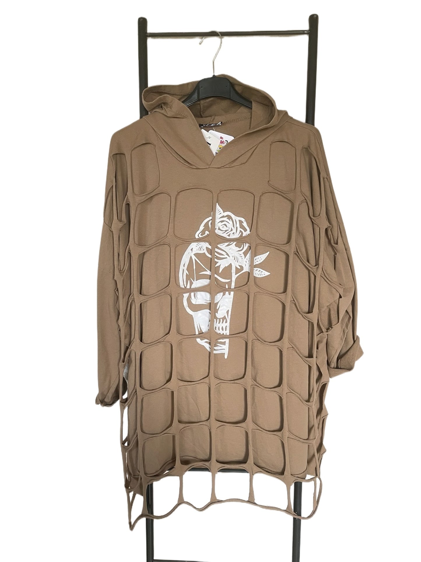 Hoodie „Skull" mit Cut-Out-Netz – Camel
