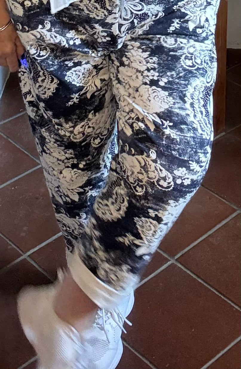 laut, locker, lässig – deine neue Lieblingshose - DIVERSE Prints