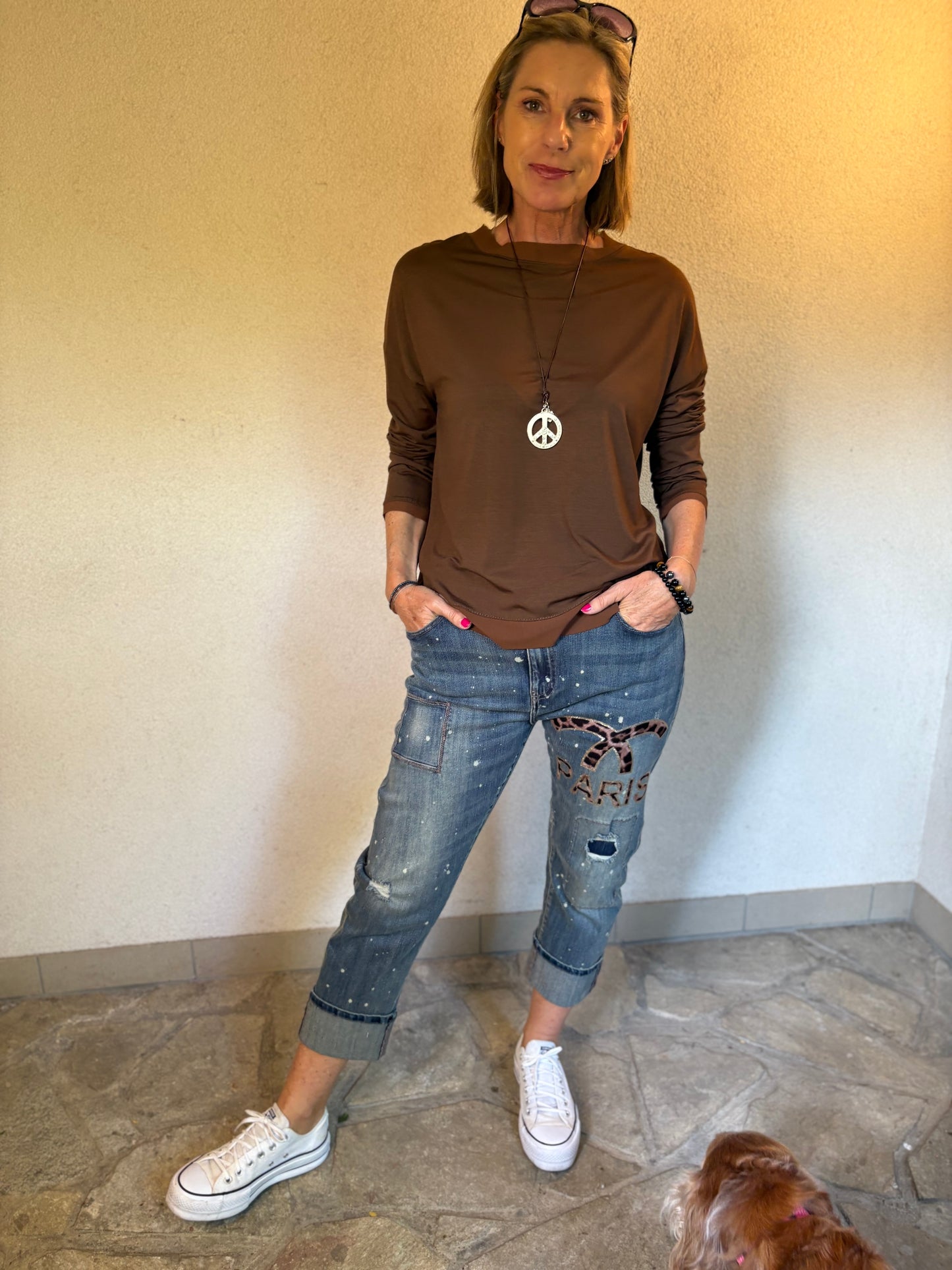 Statement-Jeans mit französischem Flair