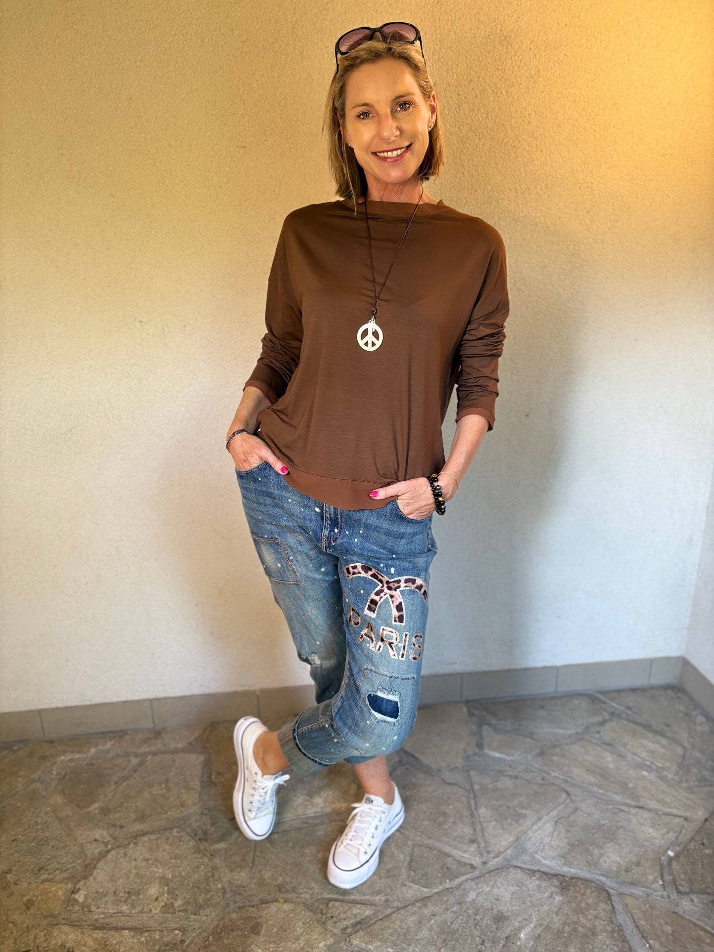Statement-Jeans mit französischem Flair