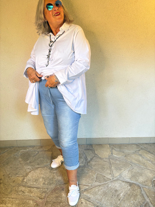 Jeans für "große" Mädels - HELLBLAU