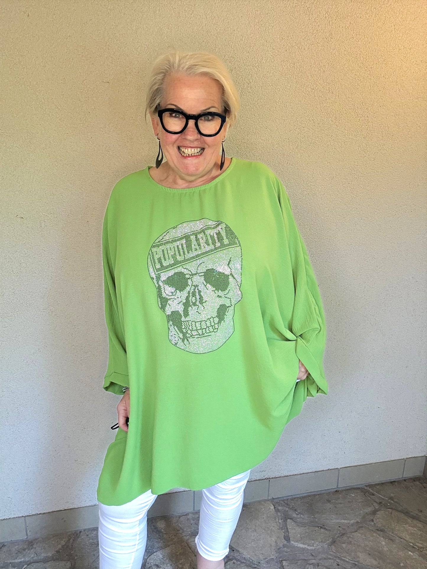 Oversize Shirt "Skull POPULARITY" – Apfelgrün