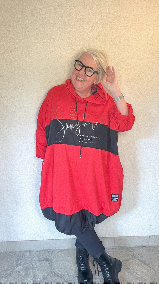 Oversize Hoody-Kleid „Red Rebel“ 🔥