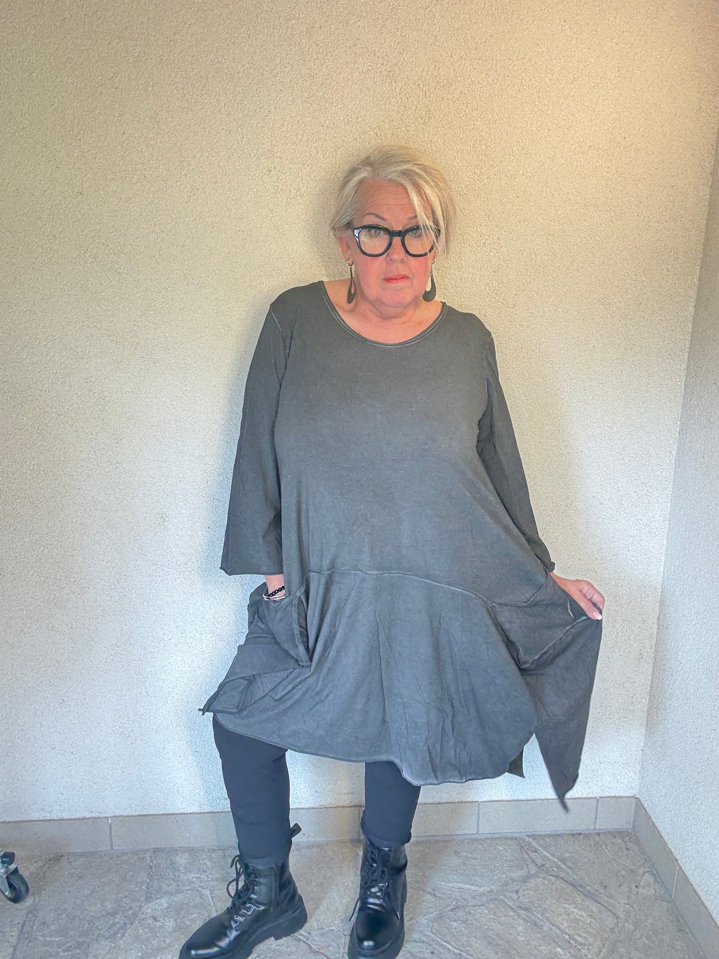 OverSize-Tunika von Luukaa mit Taschen – Urban Chic für Curvy Styles