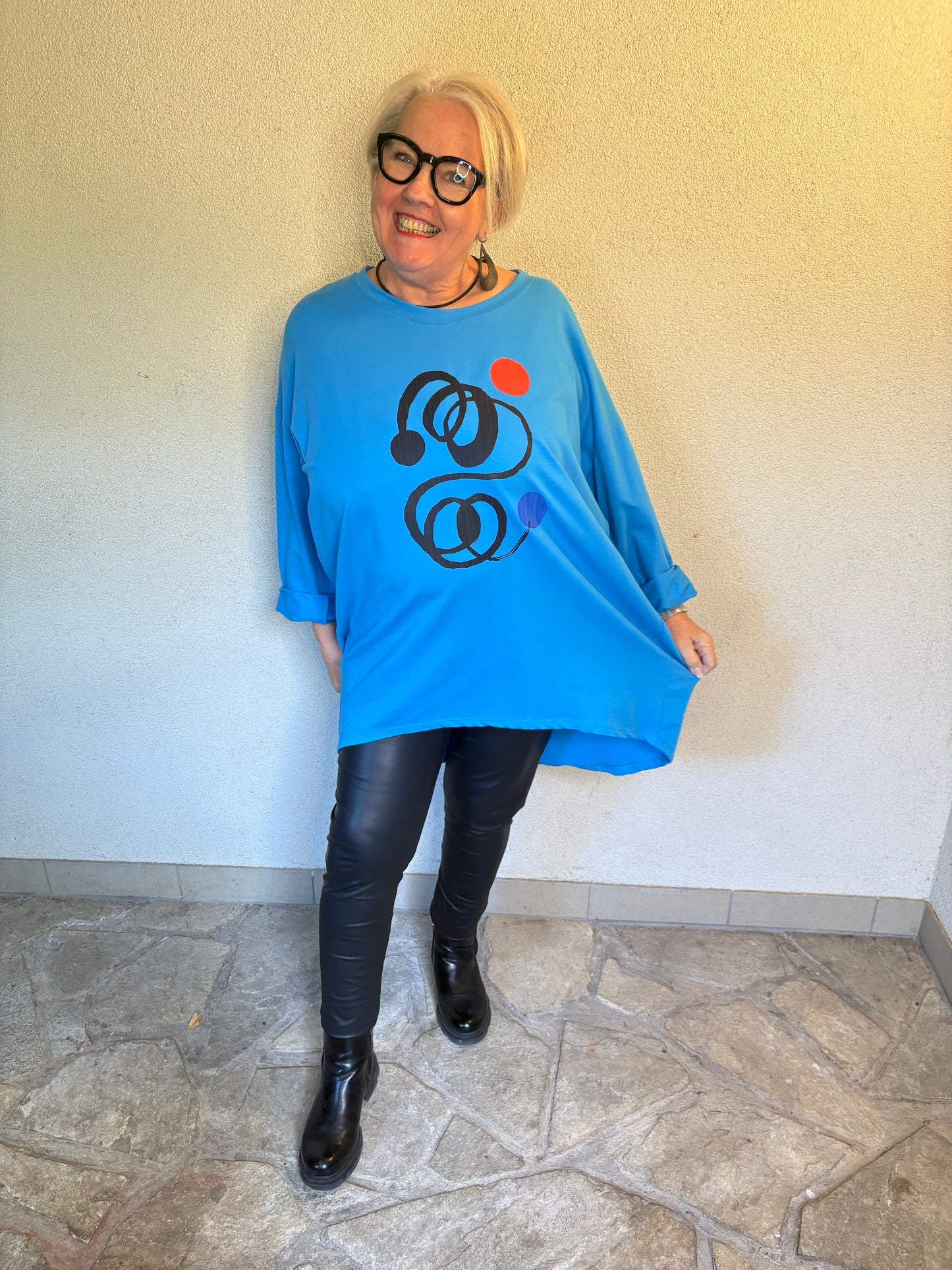 Sweater – Rot oder Blau, Hauptsache WOW
