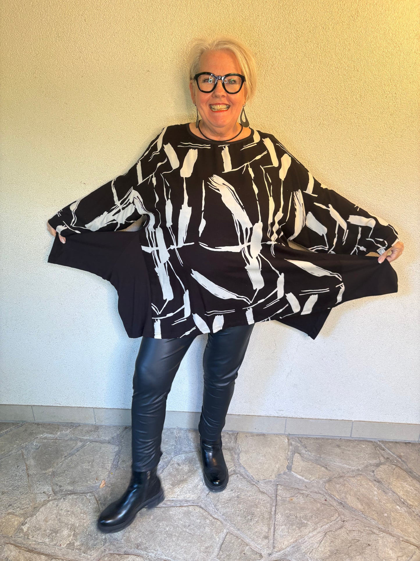 Mehr Stoff, mehr Style – Oversize Oberteil - V.Allocca