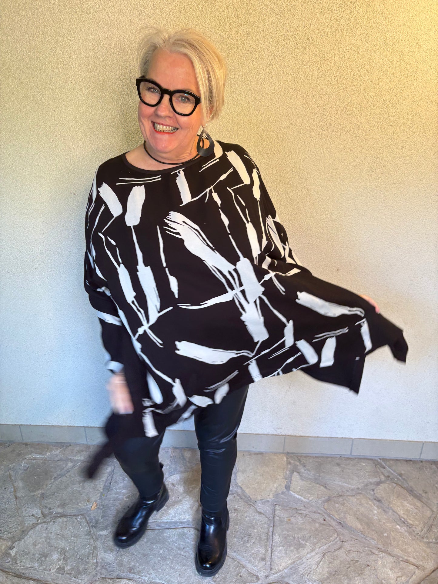 Mehr Stoff, mehr Style – Oversize Oberteil - V.Allocca
