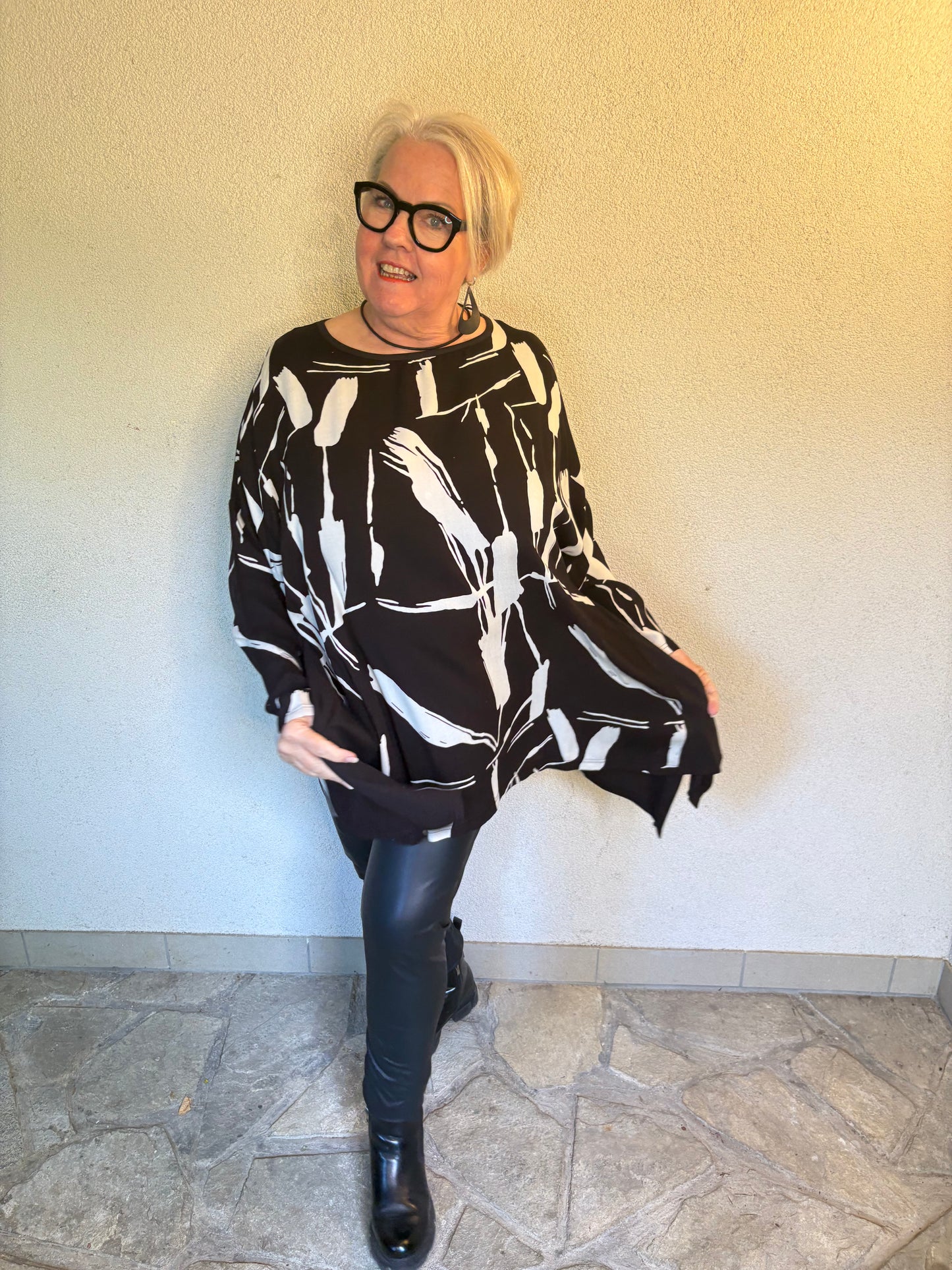 Mehr Stoff, mehr Style – Oversize Oberteil - V.Allocca