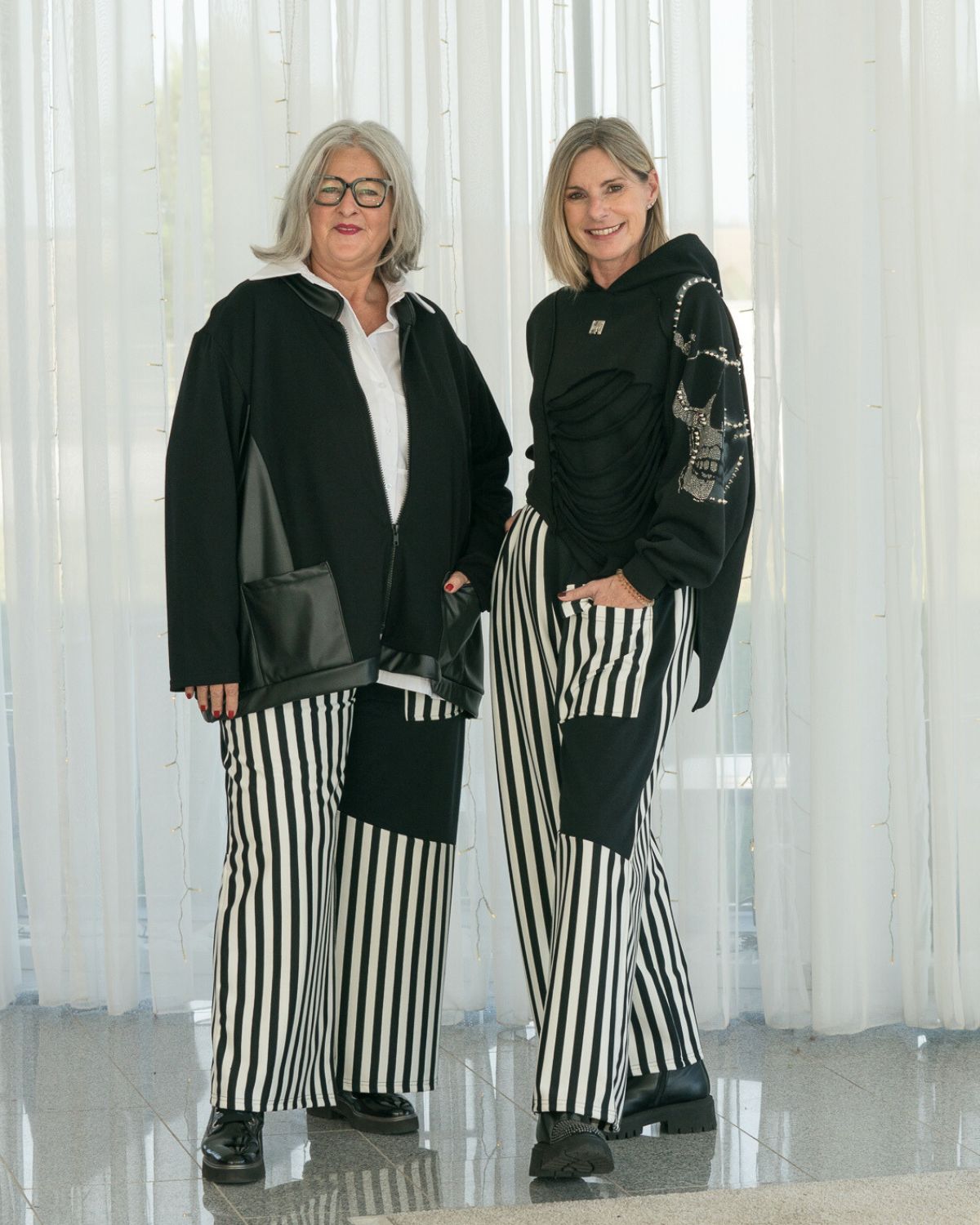 Weite Hose AKH – Schwarz-Weiß-Streifen