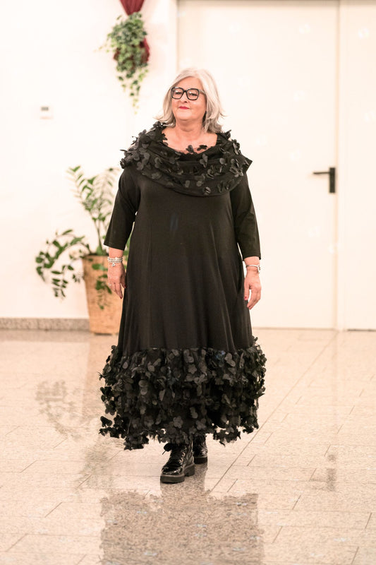 Kleid mit 3D-Blüten – Schwarz