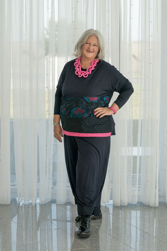 LUUKAA Oberteil – Kollektion „Midnight & Pink“