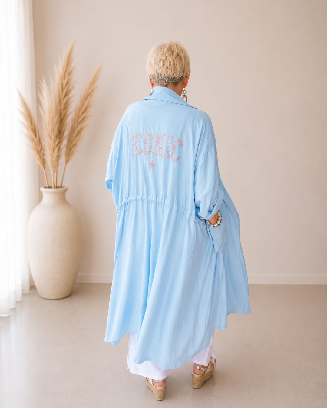 Mantel ICONIC Baby Blue