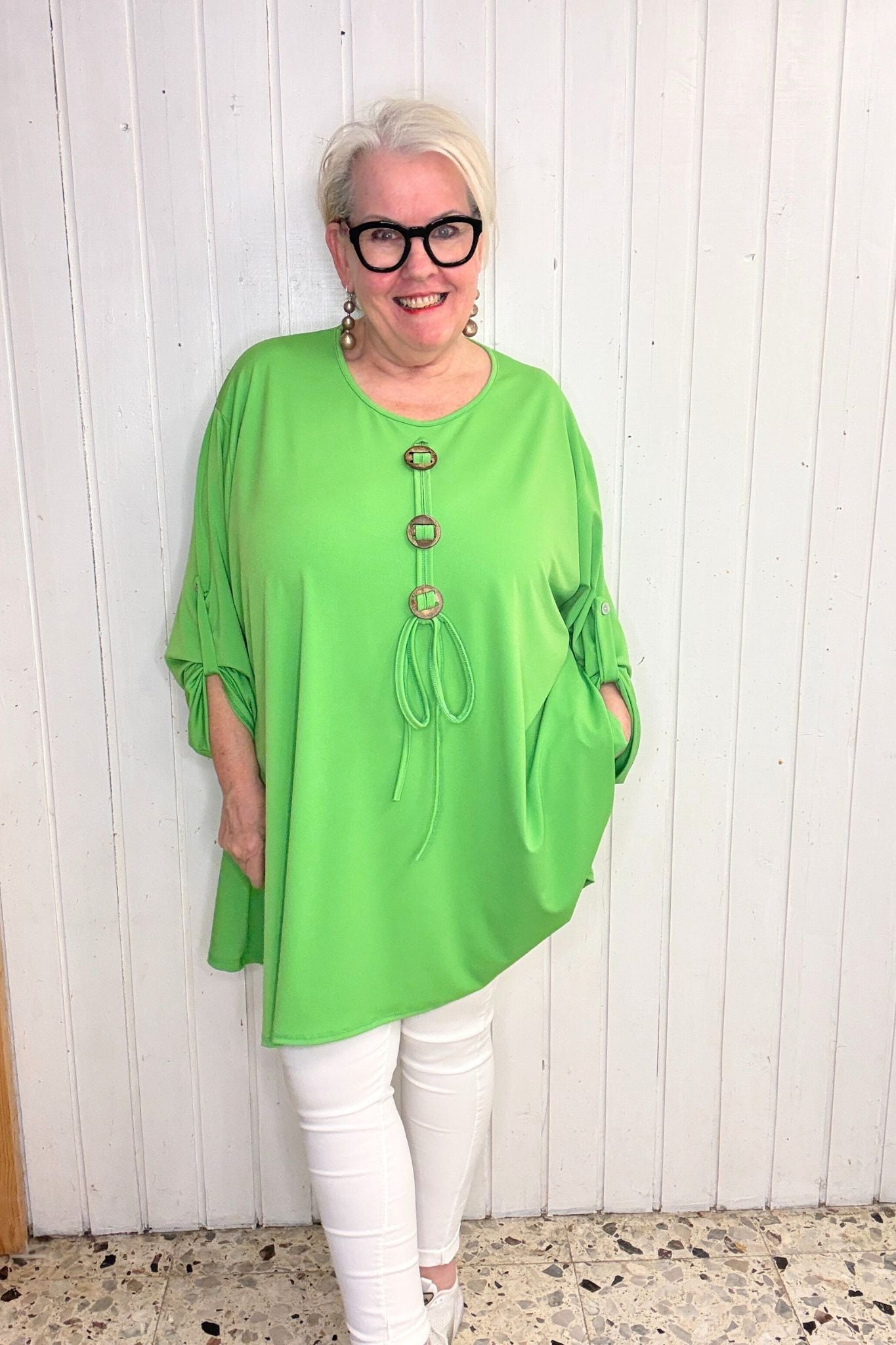 Oversize Oberteil mit Knopf-Detail