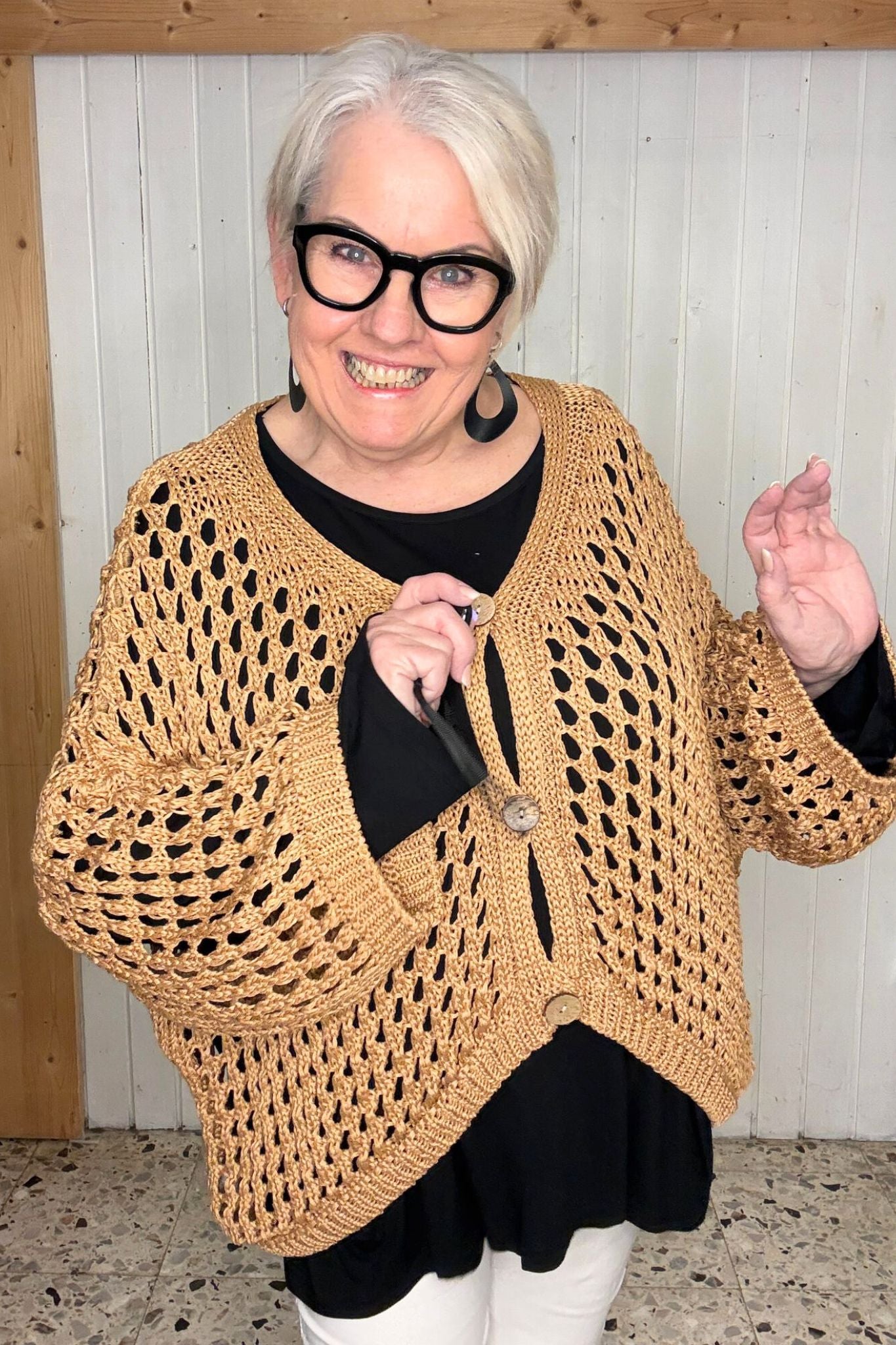 Oversize-Lochweste *COGNAC*