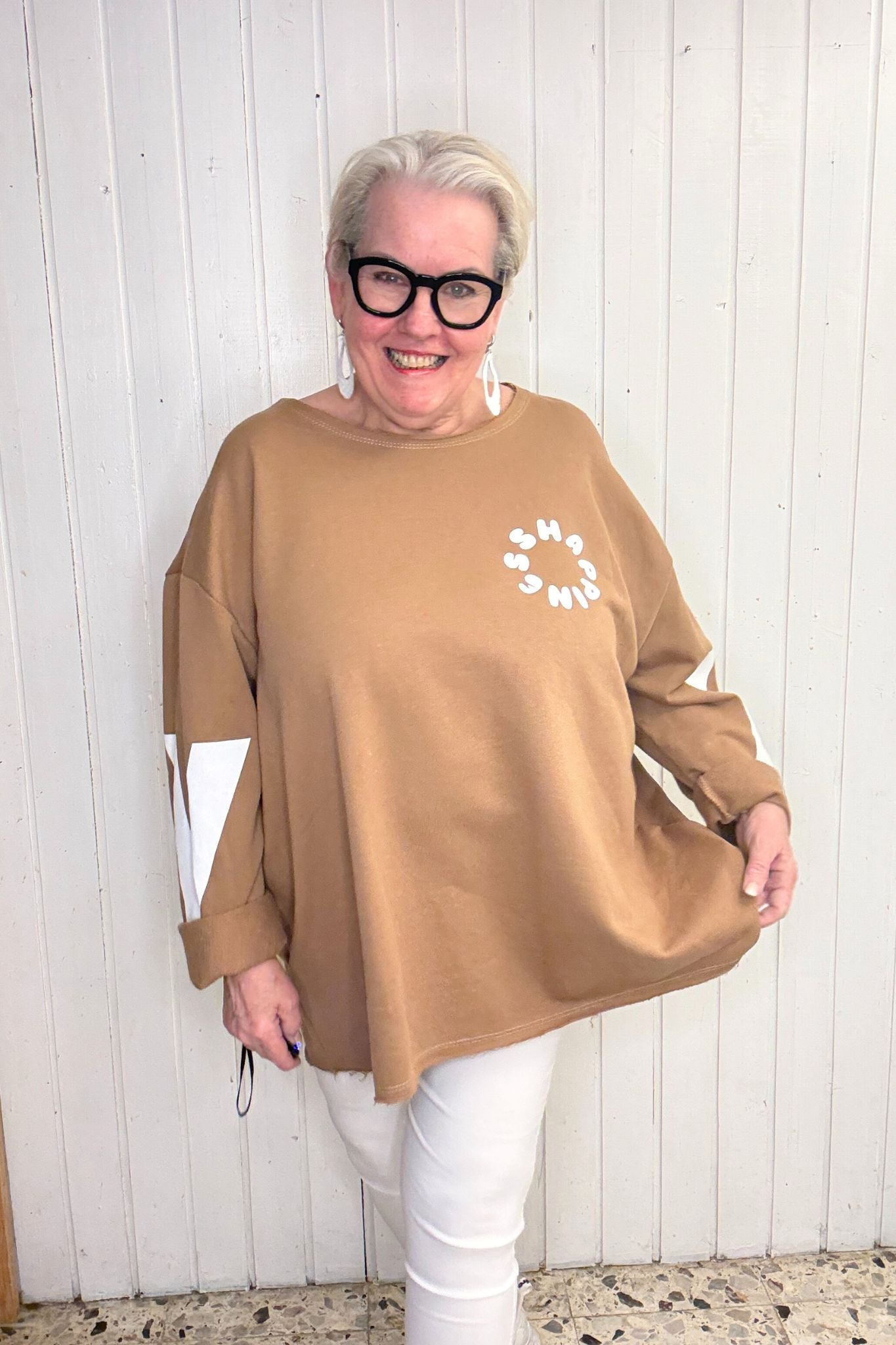 Oversize Shirt mit HAPPY-Print