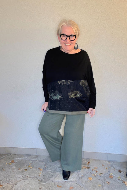 Luukaa Oberteil mit Print-Panel – Schwarz & Khaki