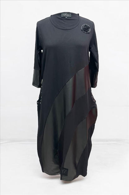 Kleid – Black Edition 🖤