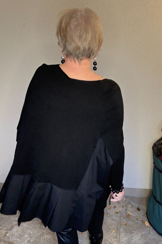 Avantgardistisches Oberteil in Schwarz