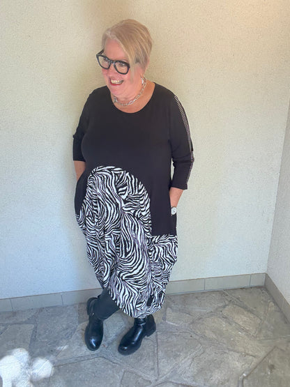 Tunika „Wild & Free“ – Schwarz/Weiß