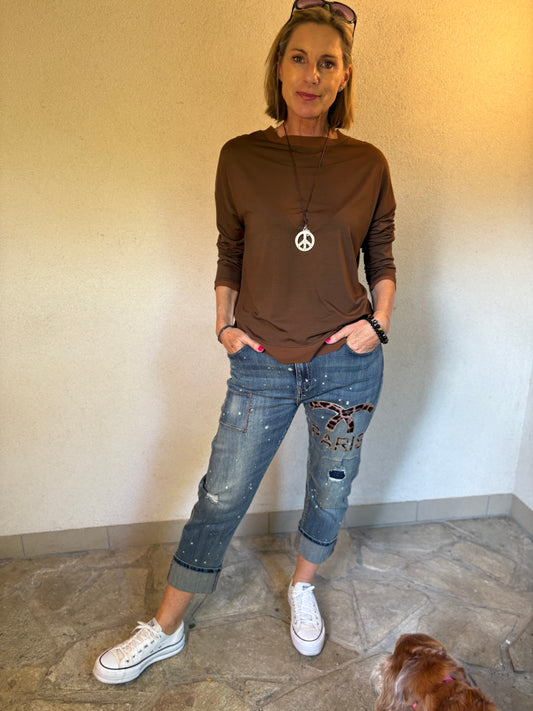 Statement-Jeans mit französischem Flair