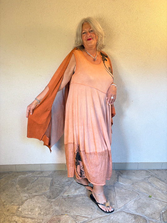 hot Look – Kleid von LUUKAA