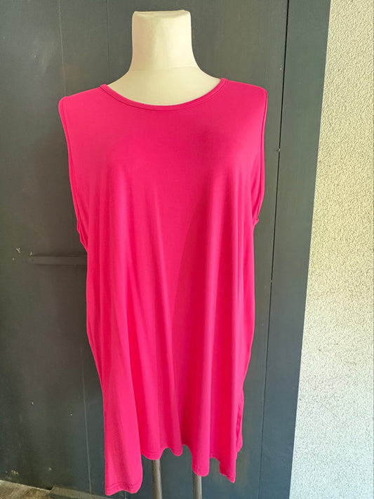 AKH Basic-TOP ärmellos – grün oder pink
