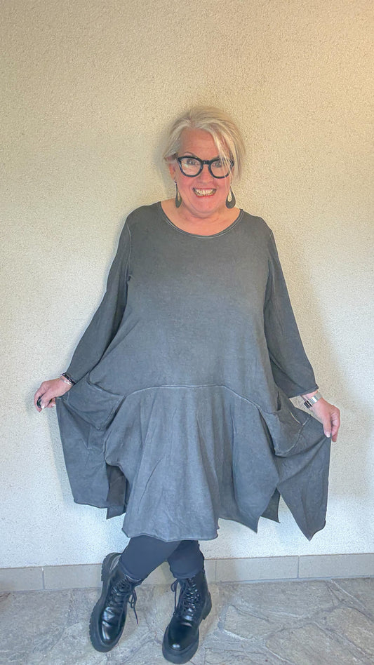 OverSize-Tunika von Luukaa mit Taschen – Urban Chic für Curvy Styles