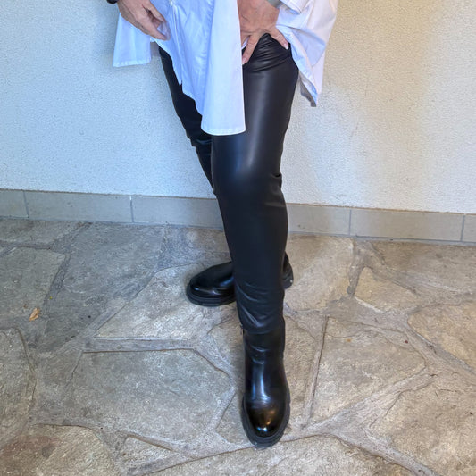 Leder-Look  – unsere Curvy-Leggings für echte Powerfrauen